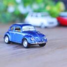 車